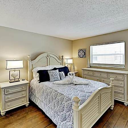 Tropical Paradise Clearwater Beach Room photo